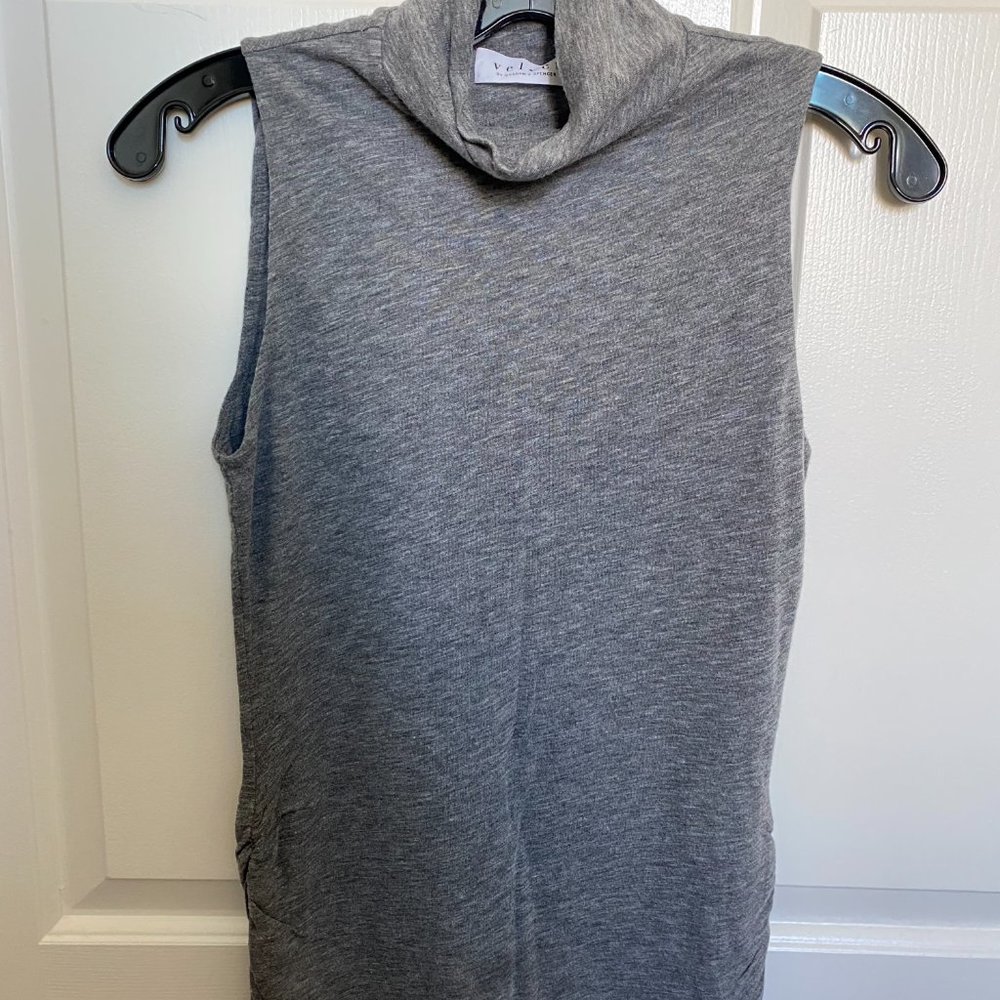 Velvet by Graham & Spencer Top